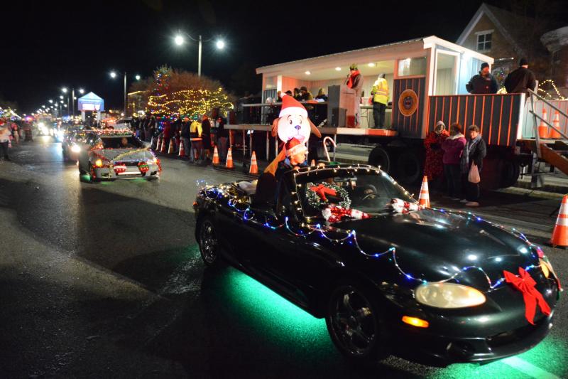 Rehoboth Christmas parade brings holiday cheer Cape Gazette
